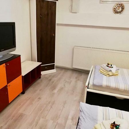 Apartment Souterrain Fur Monteure Nr 2 Кассель Екстер'єр фото